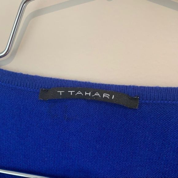 Blue T Tahari Sweater - Picture 5 of 10